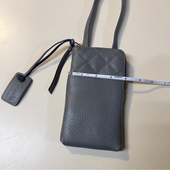 Clarks Dark Gray Leather Quilted Pattern Haft Zip closure Crossbody Bag NWOT - Picture 11 of 14